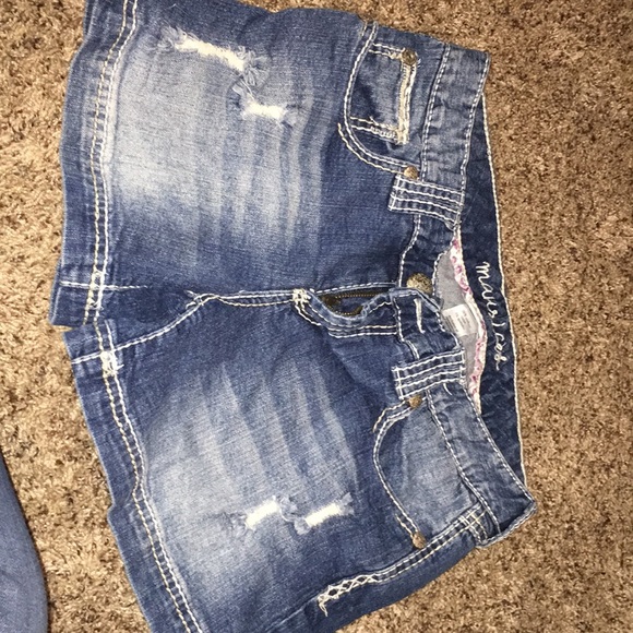 Maurice’s Jean shorts - Picture 1 of 2